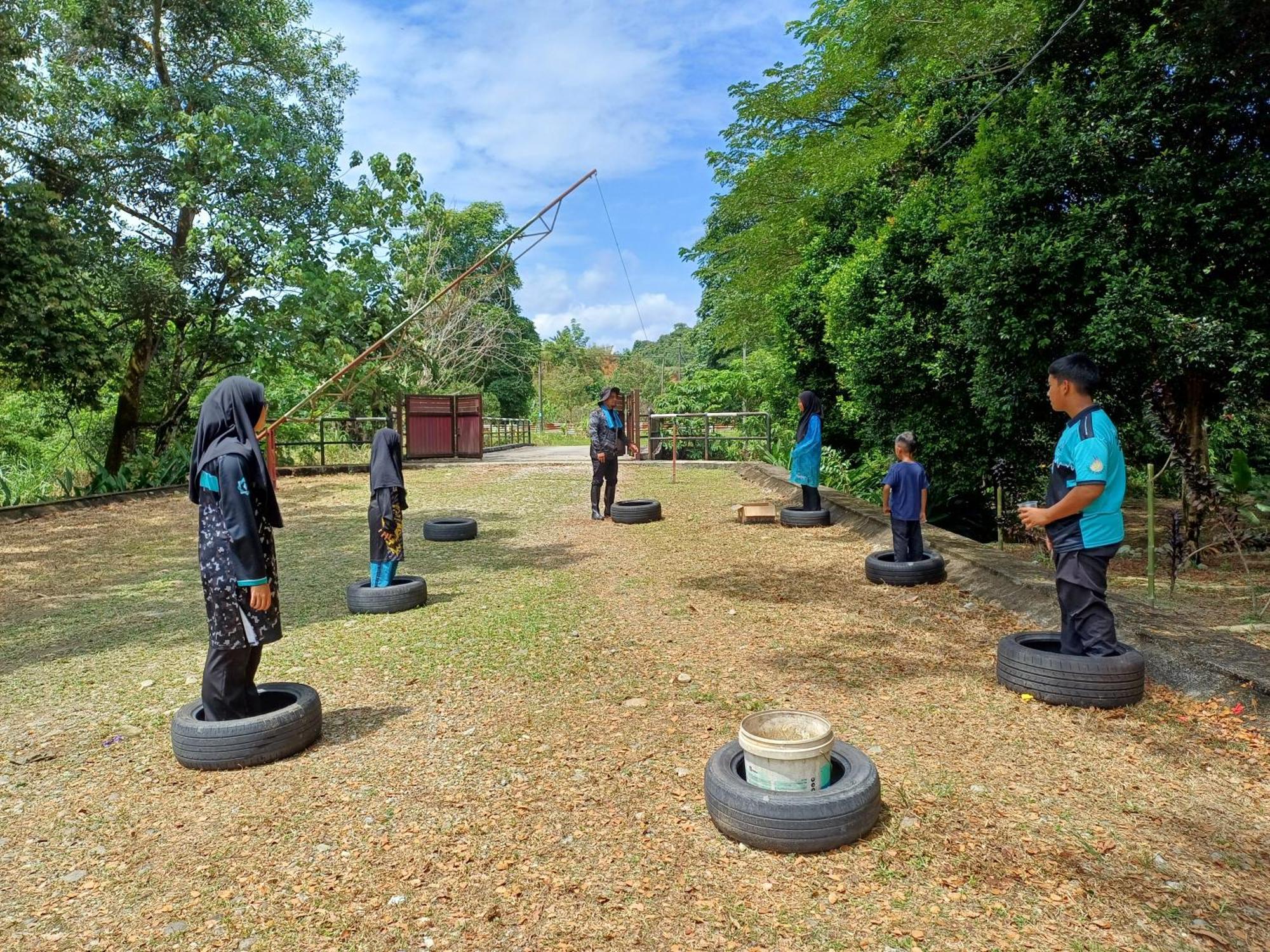 Lemuni Retreat & Training Centre - Kerling, Selangor Hotel Exterior foto